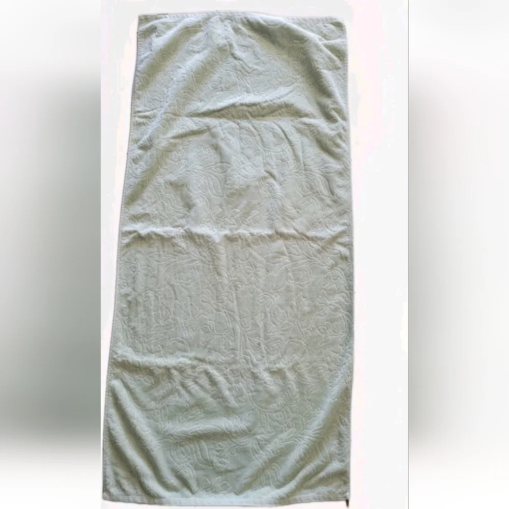 Set 2 Vintage Fieldcrest Luxury Large Bath Towels Floral Sculpted Sage Mint Gree